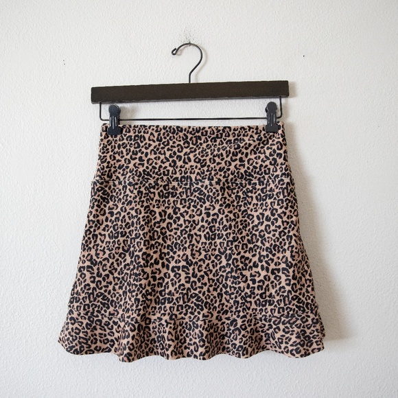 Albion Fit Pursuit High Waisted Swim Skirt Leopard - Picture 3 of 4